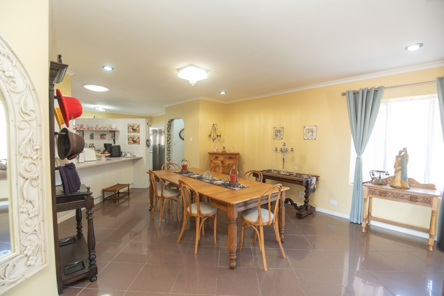 3 Bedroom Property for Sale in Summerstrand Eastern Cape